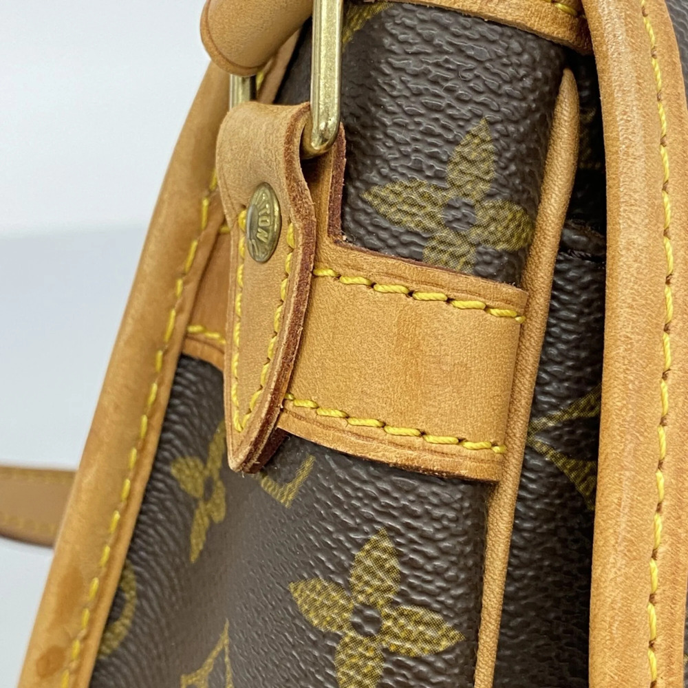 LOUIS VUITTON Brown Monogram Shoulder Bag - Picture 12 of 14